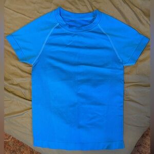 Women’s Workout Top